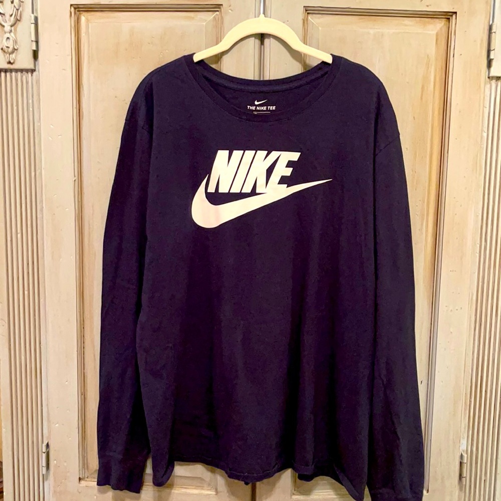 Men’s Nike Tee
